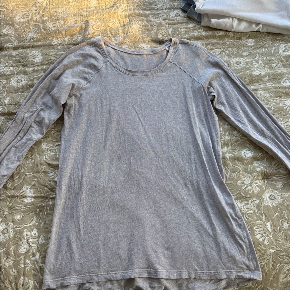 lululemon athletica Light Gray Long Sleeve Top